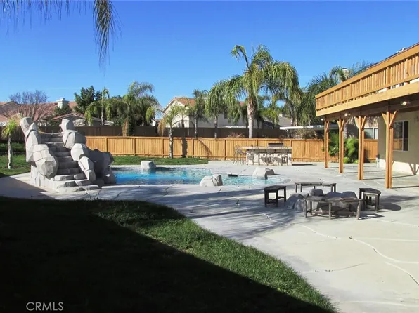 42497 Corte Cantante, Murrieta, CA 92562