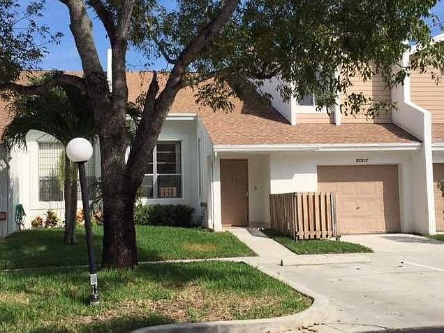 1st image of 15707 Woodgate Pl #D