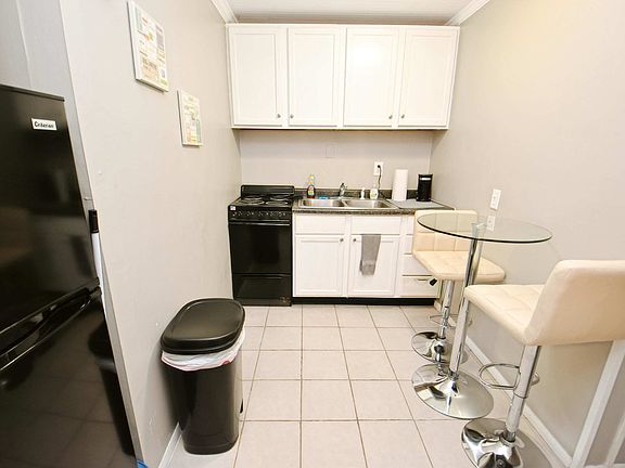 2nd image of 1309 McKinley Ave Floor 1-ID1037653P