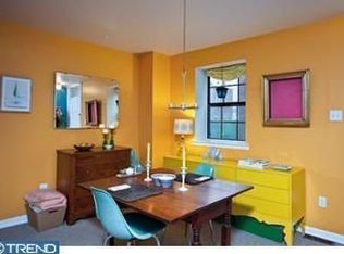 2 Earl Ct, Philadelphia, PA 19125