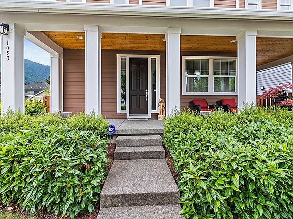 3rd image of 1053 Patkanim Ave SE