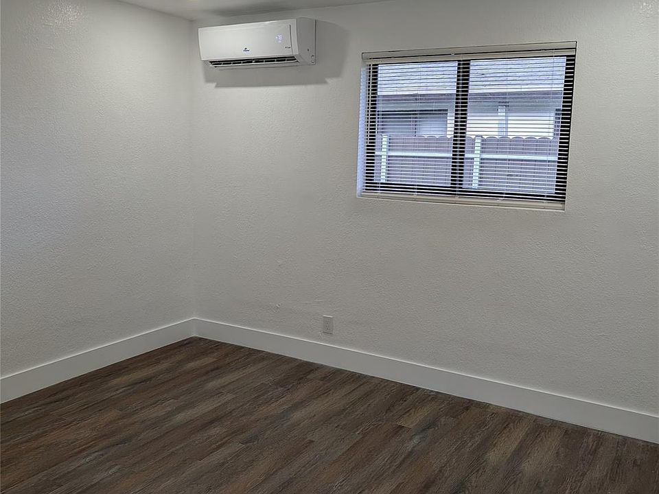 1st image of 920 NW 8th Ave #920