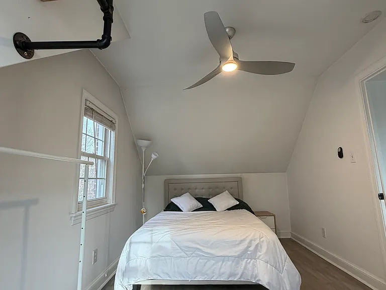 5010 Massachusetts Ave NW — Photo 10