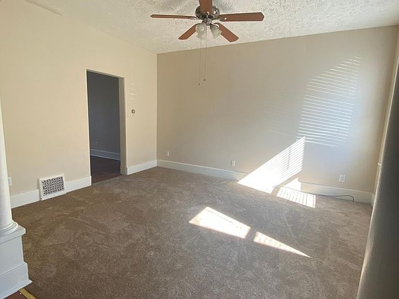 3rd image of 114 Saint Clair Ave