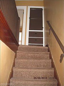 4th image of 140 Travis St NE