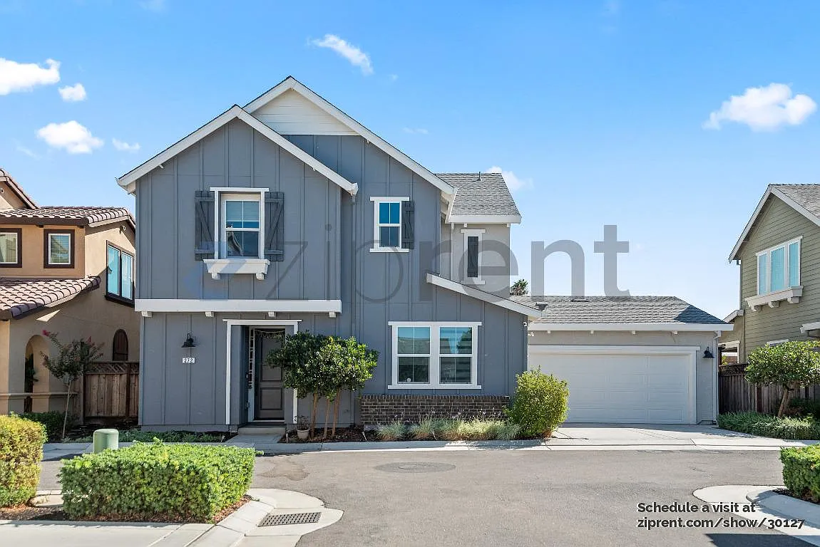 272 W Hopkins Ct photo 1