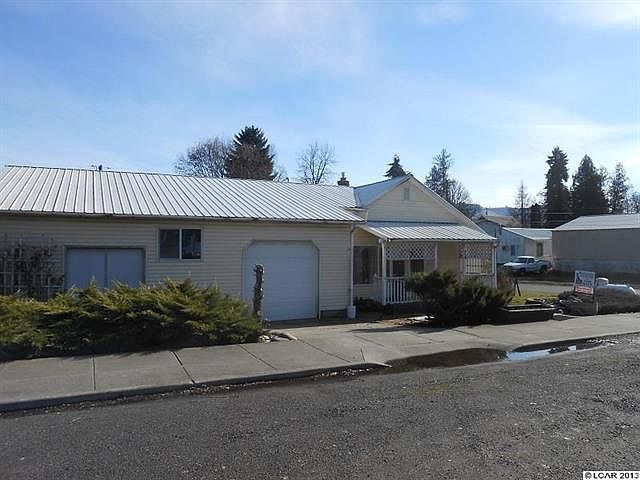View from Maple street