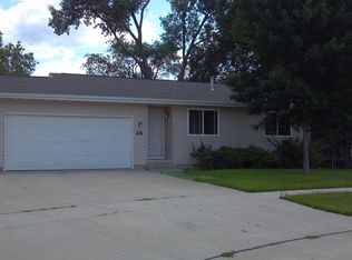 26 Florida Ct SW, Cedar Rapids, IA 52404