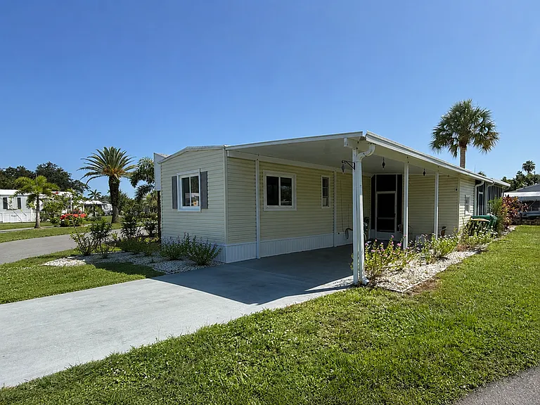 2906 Coquina Esplanade — Photo 13