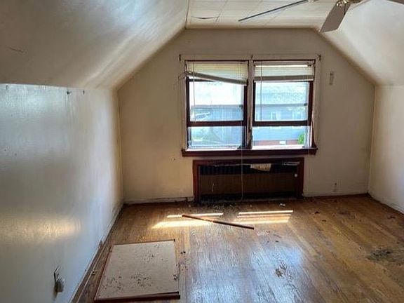 4th image of 103-107 Lenox Ave