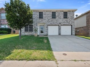 9732 Bragg Rd, Fort Worth, TX 76177