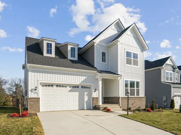 5484 Lavender Ln, Woodbridge, VA 22193