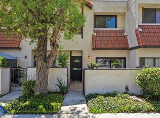 27666 Nugget Dr APT 3, Santa Clarita, CA 91387