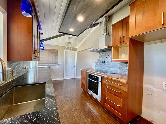 4th image of 11436 Rainier Ct