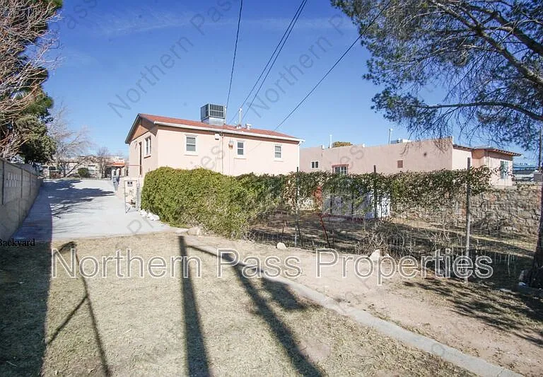 3308 Sacramento Ave — Photo 22