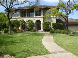 8539 Fairway Trail Dr, Fair Oaks Ranch, TX 78015