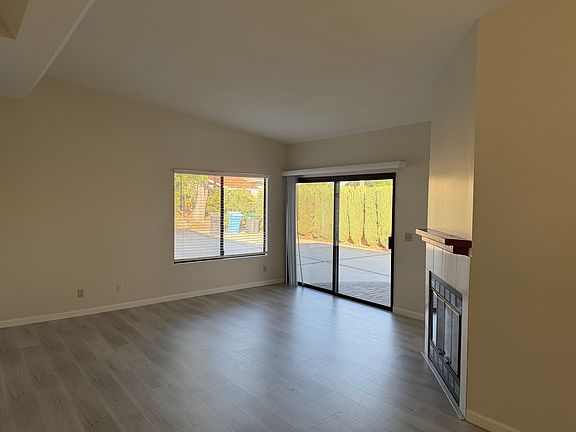 3rd image of 30465 Golden Gate Dr