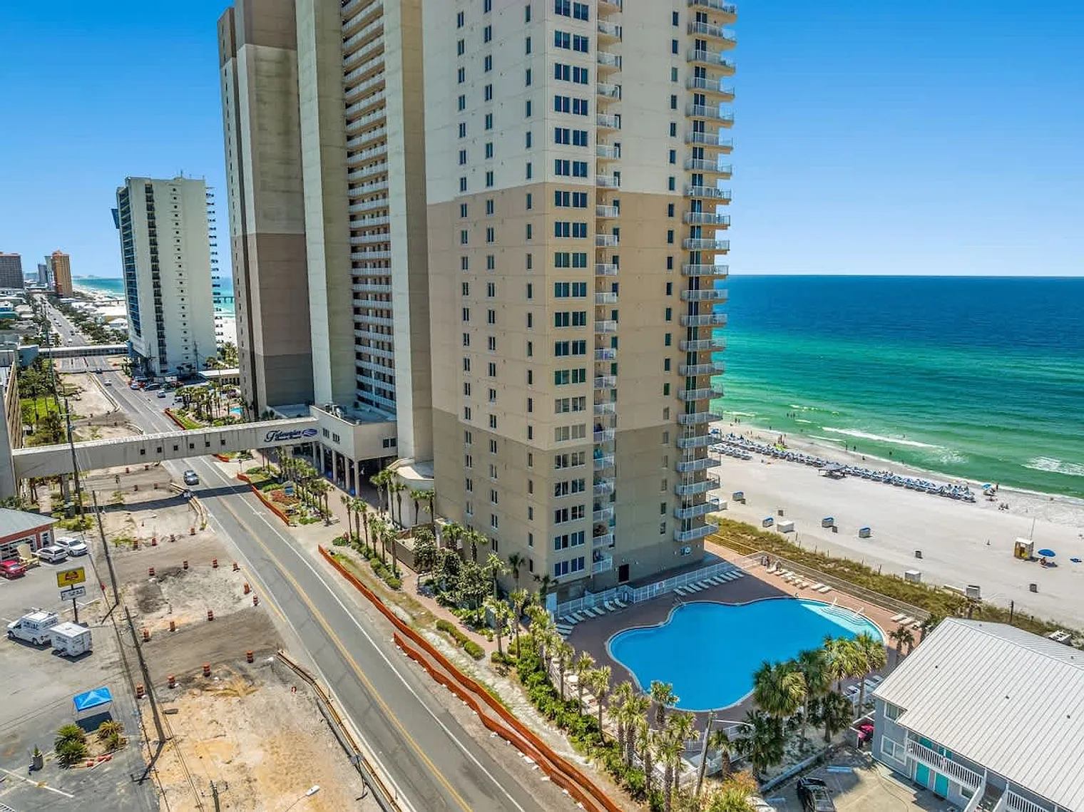 2 bed, 2.0 bath, 1173 sqft, $2,533 — Photo 3