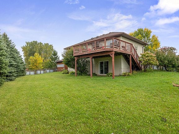 2nd image of 109 Homestead Cir