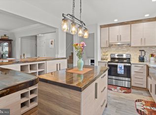 921 Big Oak Rd, Yardley, PA 19067