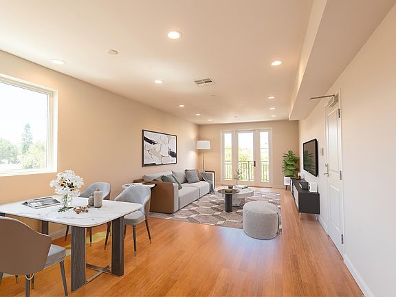 2nd image of 1452 S Bedford St #2100
