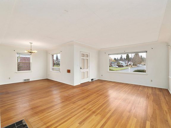 3rd image of 4119 N 37th St