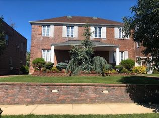 7320 174th St, Fresh Meadows, NY 11366