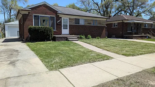 26044 Oakland St Photo 1