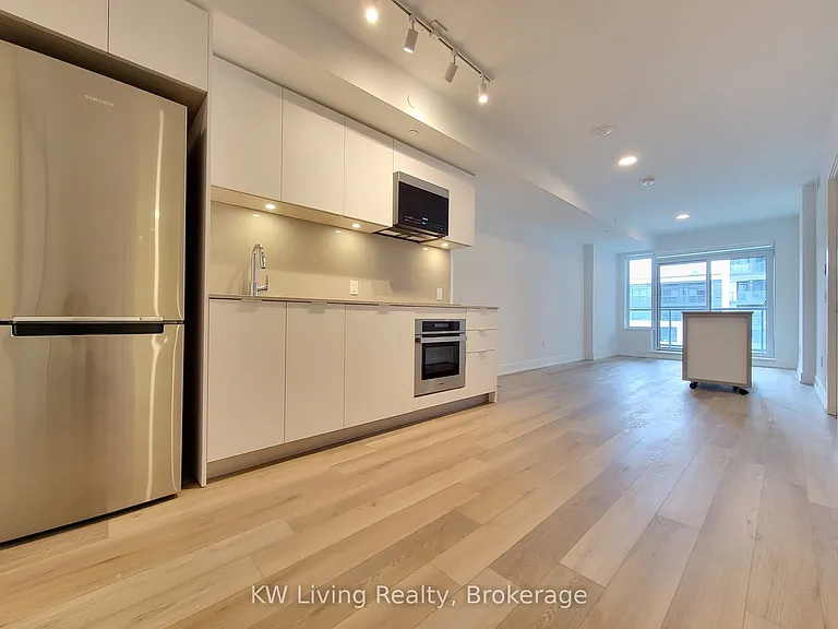 8 Cedarland Dr #1002 — Photo 7