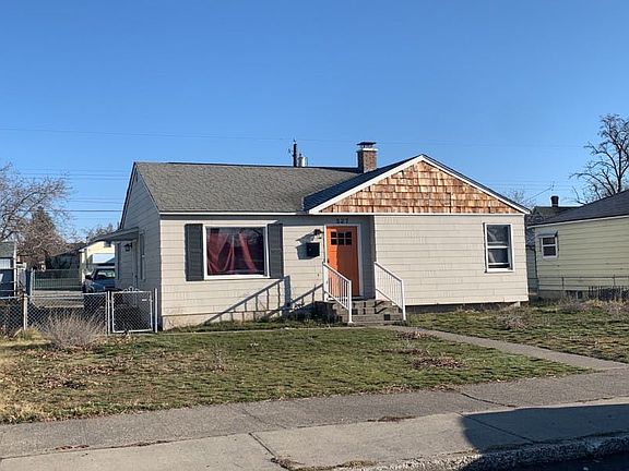 3rd image of 527 E Walton Ave