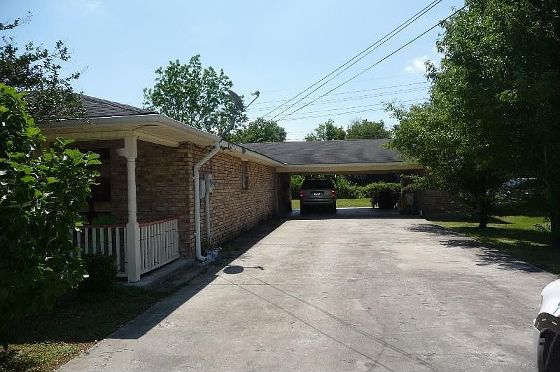 1819 America St, Donaldsonville, LA 70346 Zillow