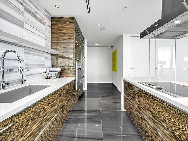 1100 Biscayne Blvd #6001 — Photo 50