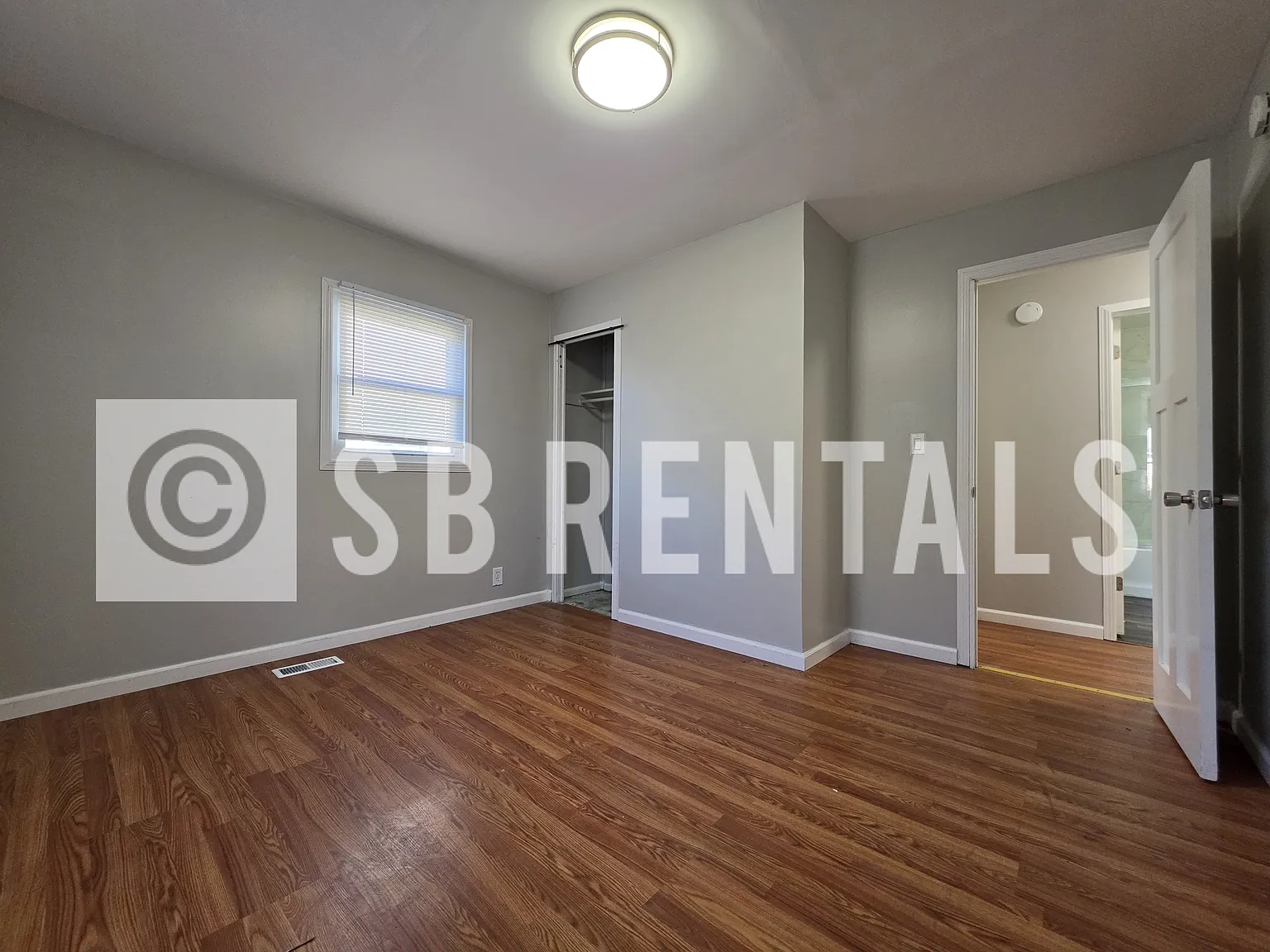 4 bed, 1221 sqft, $1,400 — Photo 4