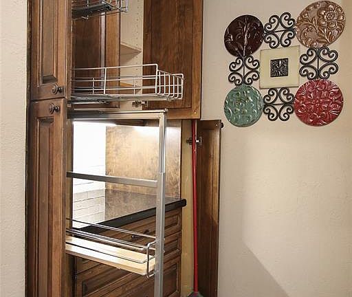 5th image of 12500 Melville Dr APT 138