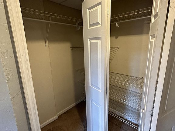3rd image of 547-549 Lincoln Ave #16563492