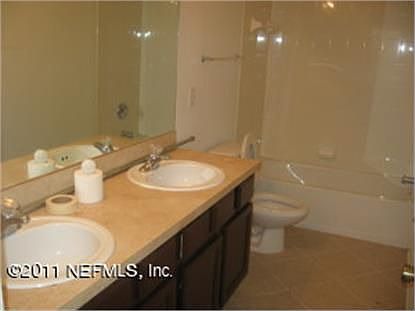 5th image of 832 S Black Cherry Dr