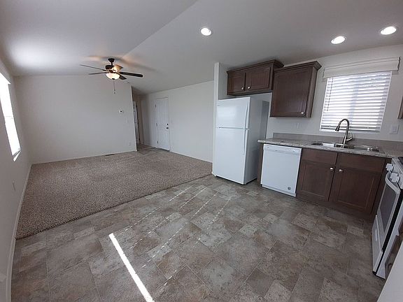 3rd image of 16225 N Cave Creek Rd #31