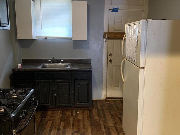 5th image of 2432 E Lafayette Ave