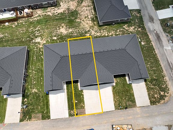 2nd image of 6732 Eagle Wood Dr