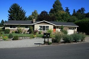 2nd image of 1091 Bickner St