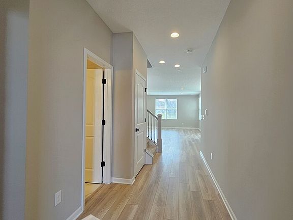 5th image of 8604 Apricot Way