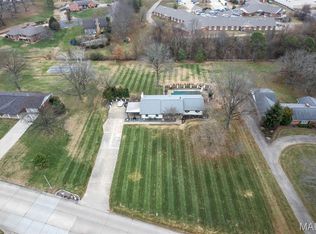 918 Donna Dr, Jackson, MO 63755