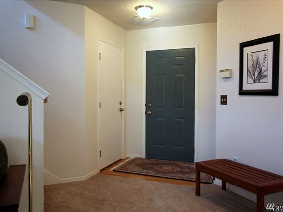 3rd image of 4413 Colebrooke Ln SE