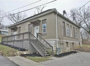 301 E Kansas St #303, Excelsior Springs, MO 64024
