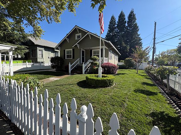 4th image of 5300 J St