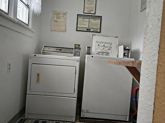 5th image of 1833 C St
