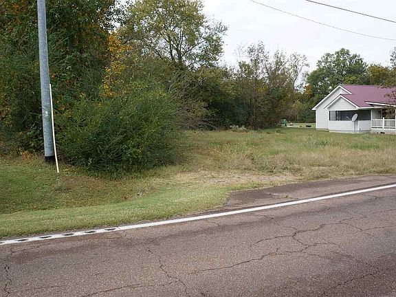 4th image of 987 Highway 45w N
