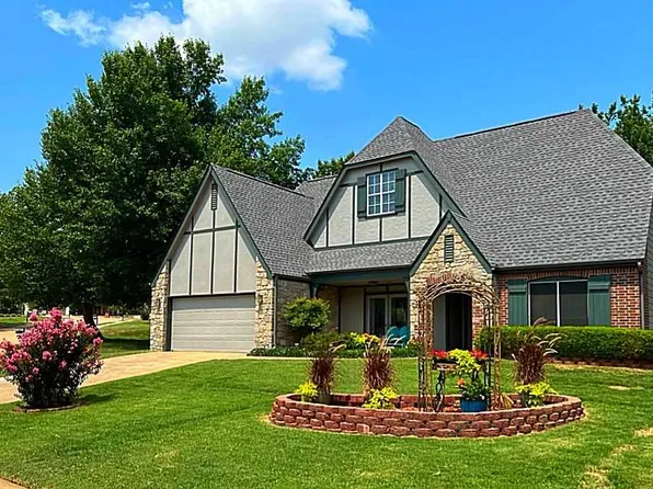 502 N Wedgewood Dr, Stillwater, OK 74075