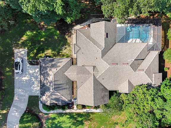 3rd image of 11415 NW 10th Ln