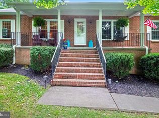 102 Forest Ridge Rd, Winchester, VA 22602